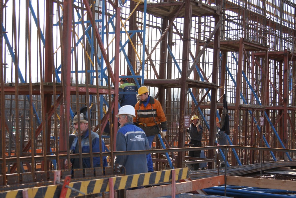 На ЛАЭС-2 стены здания турбины 1-го энергоблока вышли в плюс 